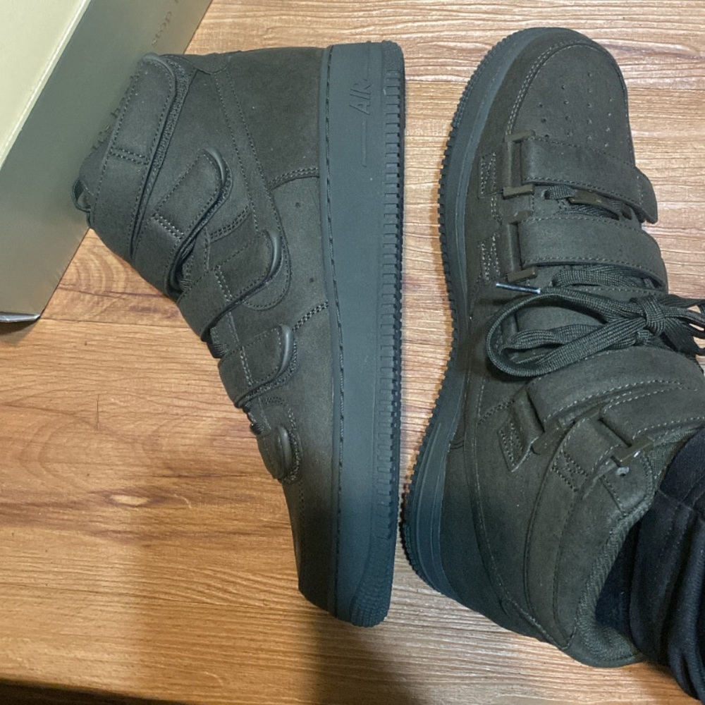 Nike billie ellish air force 1